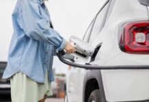 Gasolina com 30% de etanol: mudança deve começar em abril